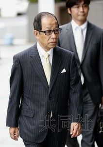 7月3日，被控财务造假的奥林巴斯公司前董事长菊川刚前往在东京地方法院接受一审判决。  