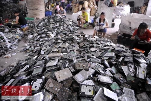 “电子垃圾海啸”侵袭中国 酿环境新危机