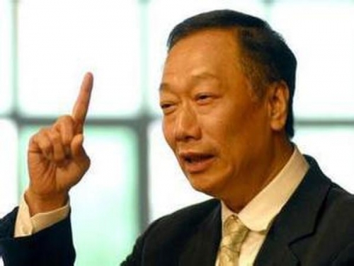 郭台铭：引进机器人不影响员工招聘