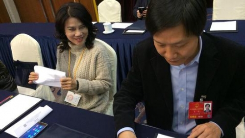 董明珠与雷军，格力与小米，相煎何太急？