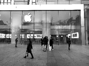 苹果促销搞停西单店 消费者质疑诚意不足