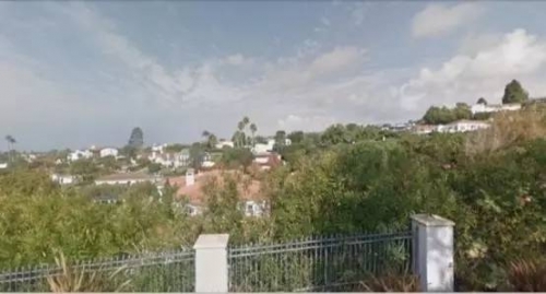 抵大楼押豪宅背后：贾跃亭在美国究竟有多少套房