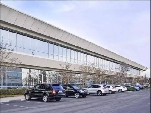 抵大楼押豪宅背后：贾跃亭在美国究竟有多少套房