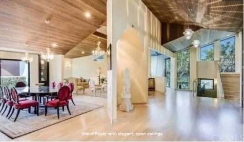 抵大楼押豪宅背后：贾跃亭在美国究竟有多少套房