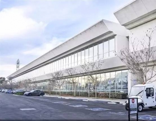 抵大楼押豪宅背后：贾跃亭在美国究竟有多少套房