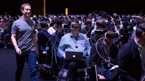 VR头盔急速降温 扎克伯格20亿美元收购打水漂了吗
