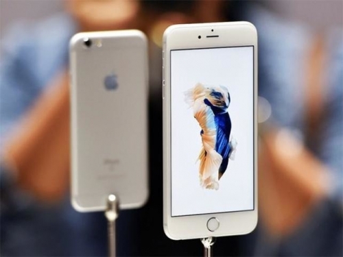 媒体：为何让旧iPhone变慢，苹果不能自说自话
