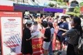 长虹创意快闪进高校 激发大学生AI生活畅想