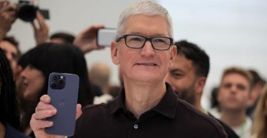 苹果摇钱树再被砍，多米诺骨牌要倒下了？