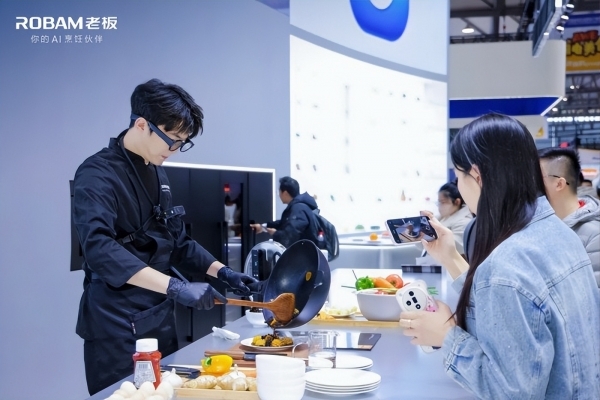 SCENE_03_BRAND_01_IMG